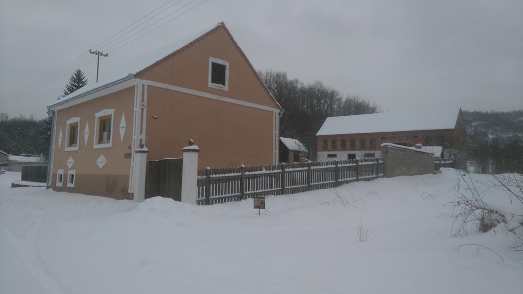 Apartment Eko Etno Selo Stara Kapela, Pavina Kuca Exterior photo